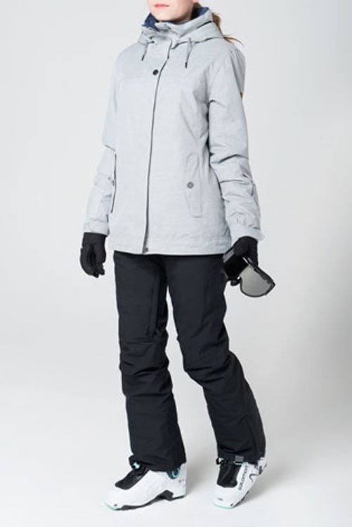  Lifestyle ski outfit 