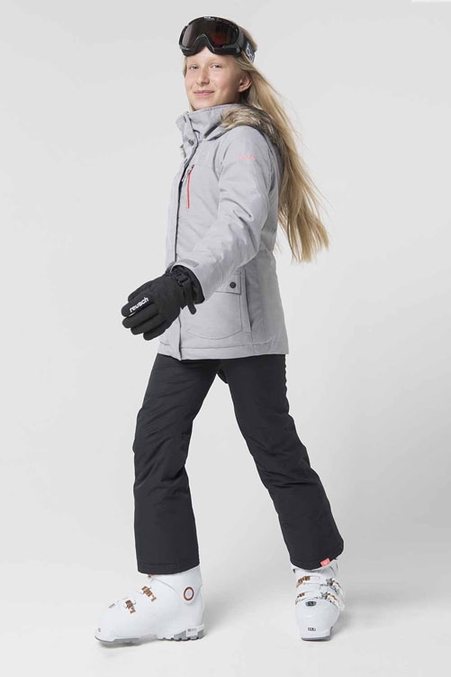  Girl ski outfit