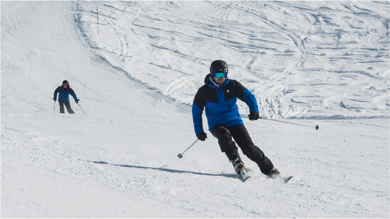 ski clothing rental concept town